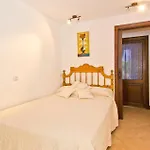4 Bedroom Cozy Home In Marratxi